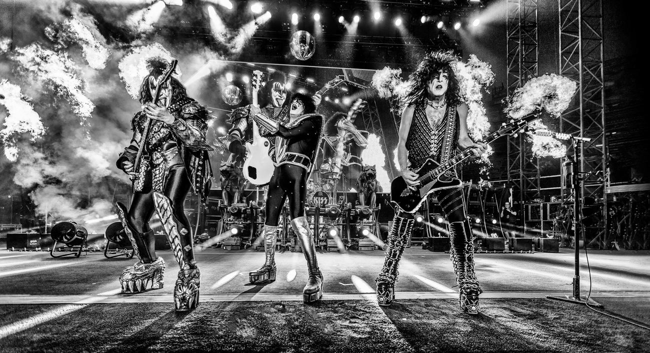  -  Kiss - End of the Road World Tour 2022 -   