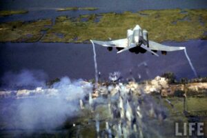 larry burrows vietnam