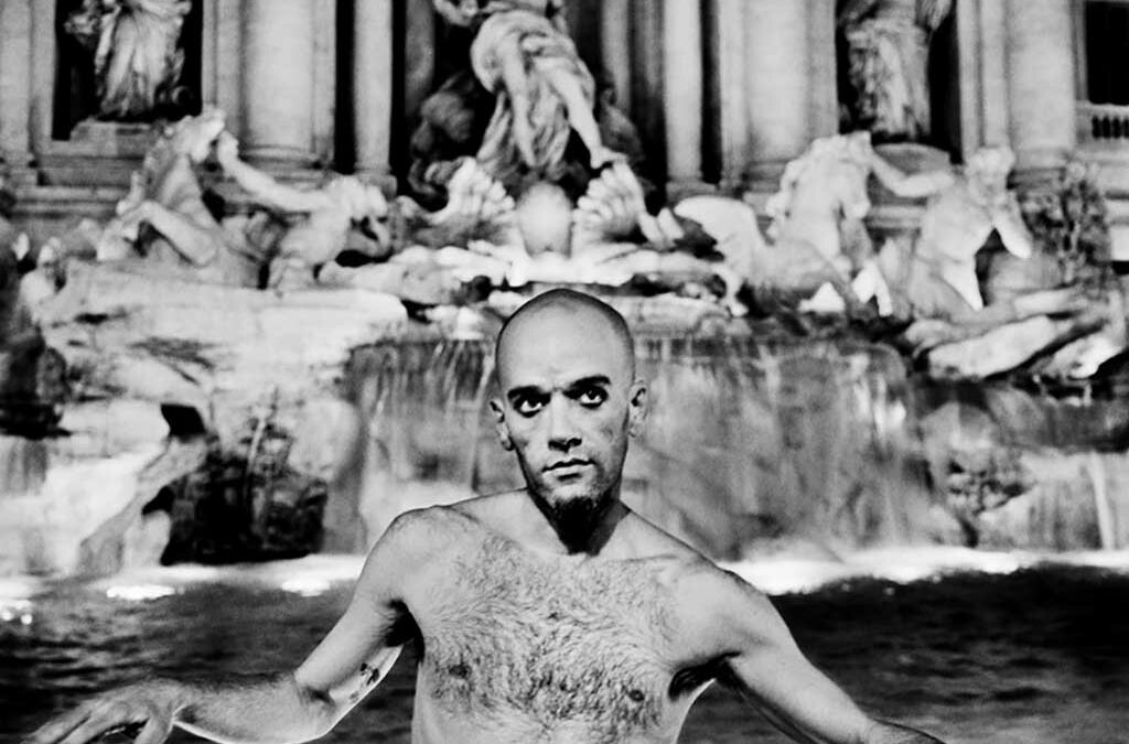 Anton Corbijn : Le Magicien du Noir et Blanc qui a Transformé le Rock