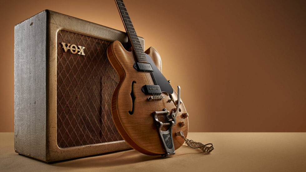 Vox Amplifier L And 039 History Of Vox Amps From 1957 To The Present 8385