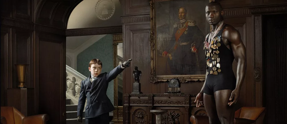 Erwin Olaf photographe : biographie, style et expositions 2026