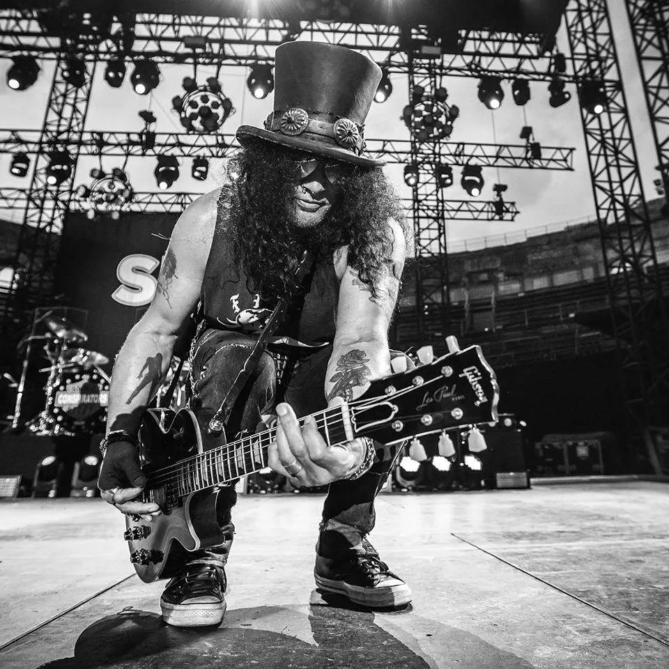 slash-concert le médiator personnalisé Livre musique Slash