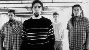 Poster Deftones ou tirage d&rsquo;art : l&rsquo;intensité d&rsquo;un concert au mur