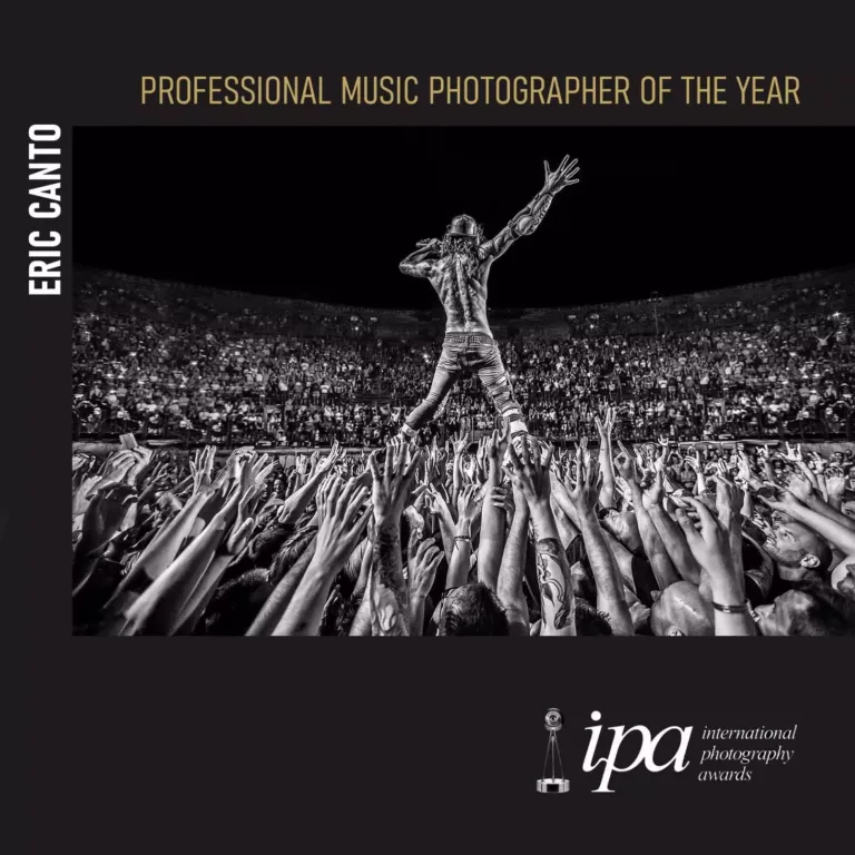 Tirage photo ALIVE, concert rock noir et blanc — Eric Canto