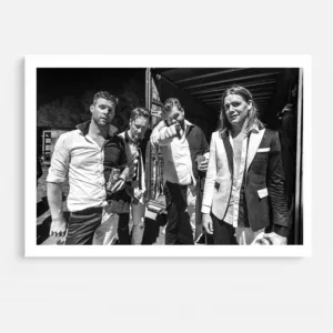 BACKSTAGE - THE HIVES
