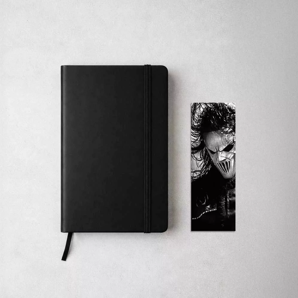FRAGMENT - Carnet de repérage FRAGMENT – Carnet de repérage — livre photo et objet signé Eric Canto, photographe rock & metal