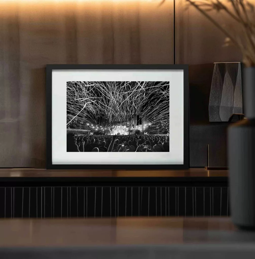Tirage d'art KORN — Explosion (2025), photographie de concert rock & metal signée Eric Canto