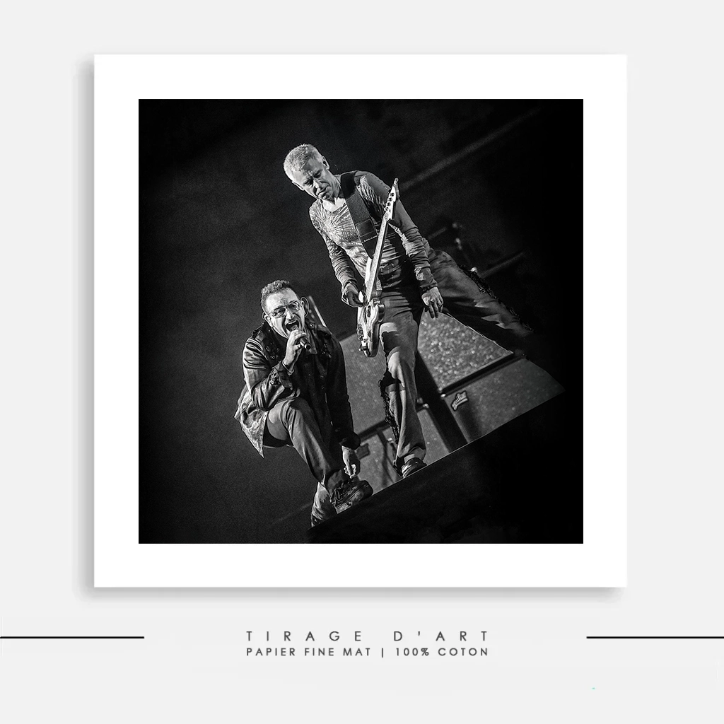 U2 - Bono & Adam Clayton, 360° Tour (2009) U2 en concert, 360° Tour 2009, tirage photo signé Eric Canto