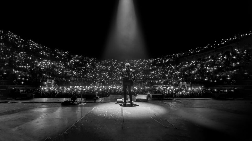 Ambiance de concert aux Arènes de Nîmes